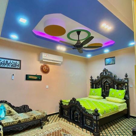 Cloud 9 Guest House Muzaffarabad Exterior foto